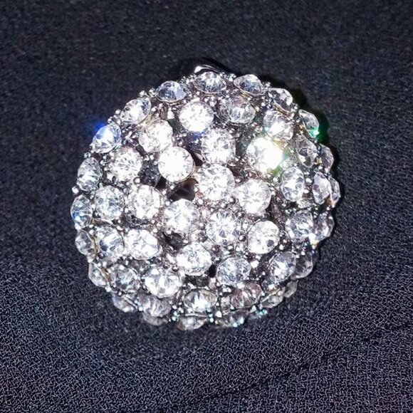 Sparkly & Beautiful Statement Stretch Vintage Dome Ring...Diva, Bling, Costume - Picture 2 of 10